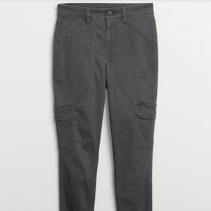 NWT Gap high rise utility legging pants, size 6